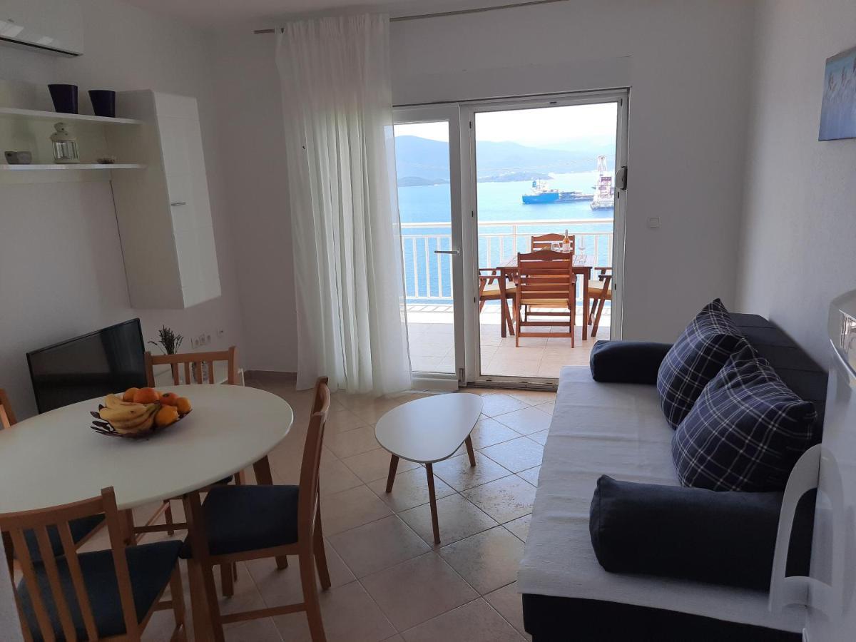 Appartamento Bella Vista Komarna Esterno foto