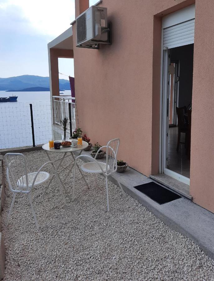 Appartamento Bella Vista Komarna Esterno foto