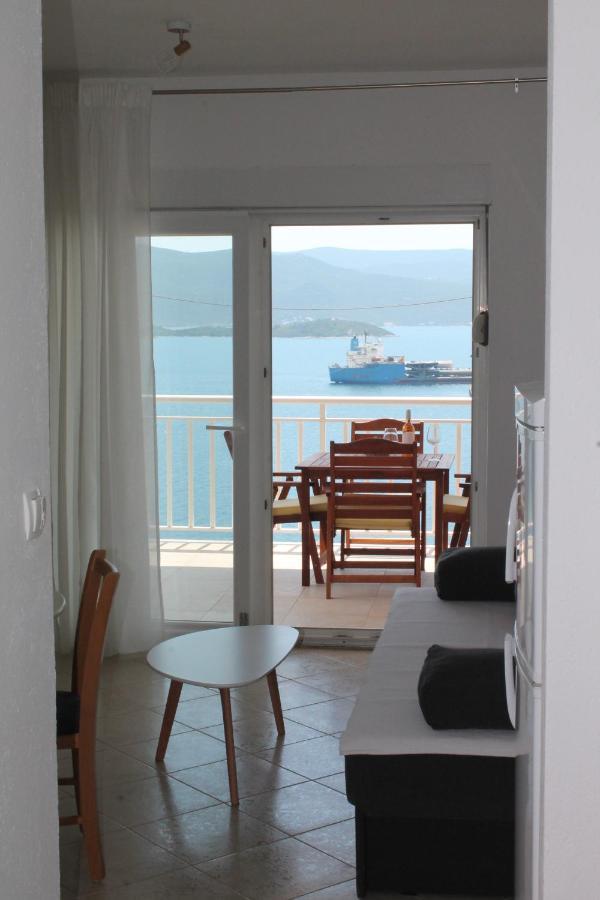 Appartamento Bella Vista Komarna Esterno foto